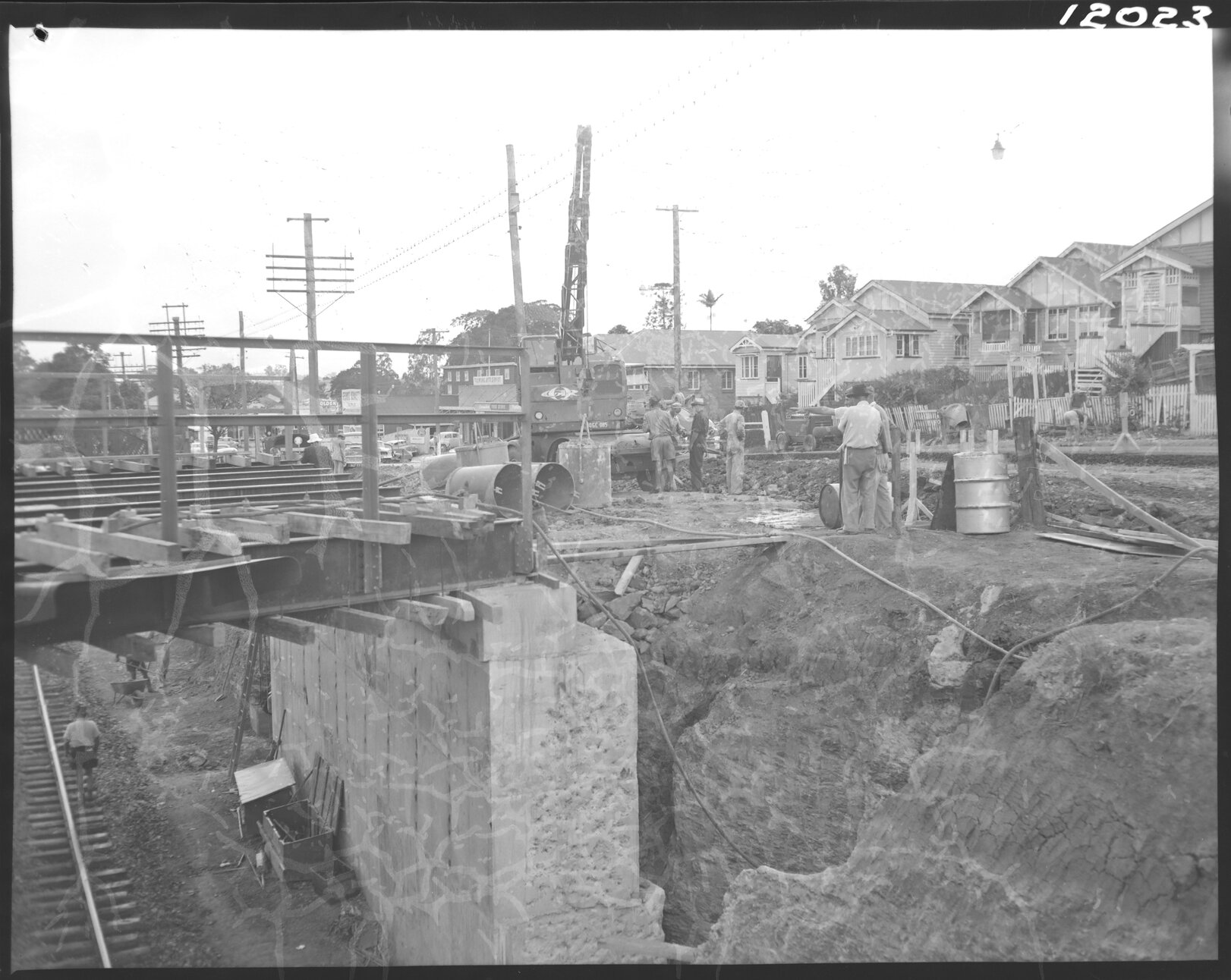 High Street, Toowong railway bridge under contruction - 1959