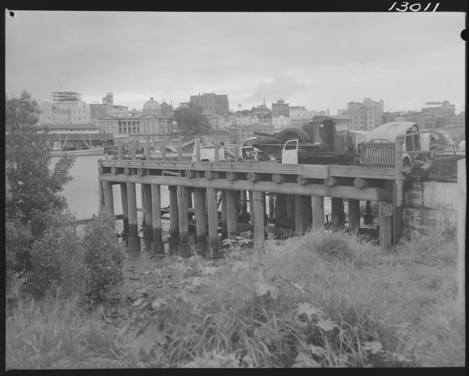 Wharf with junked cars at Annie Street, Kangaroo Point - 1959