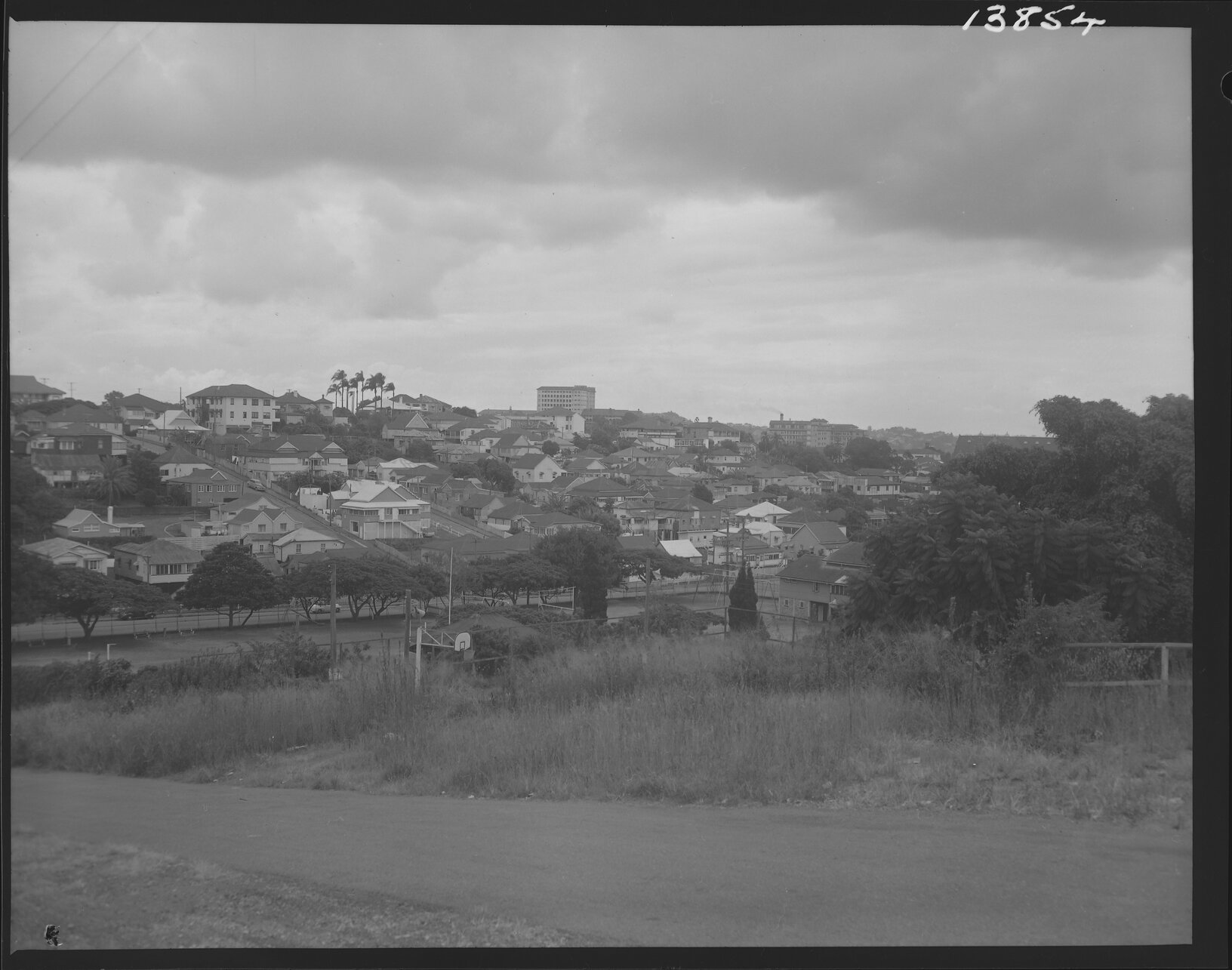 Panorama of Spring Hill overlooking Bedford Playground Park looking north onto Quarry Street, Royal Avenue, Kinross Street and Park Street - 1960