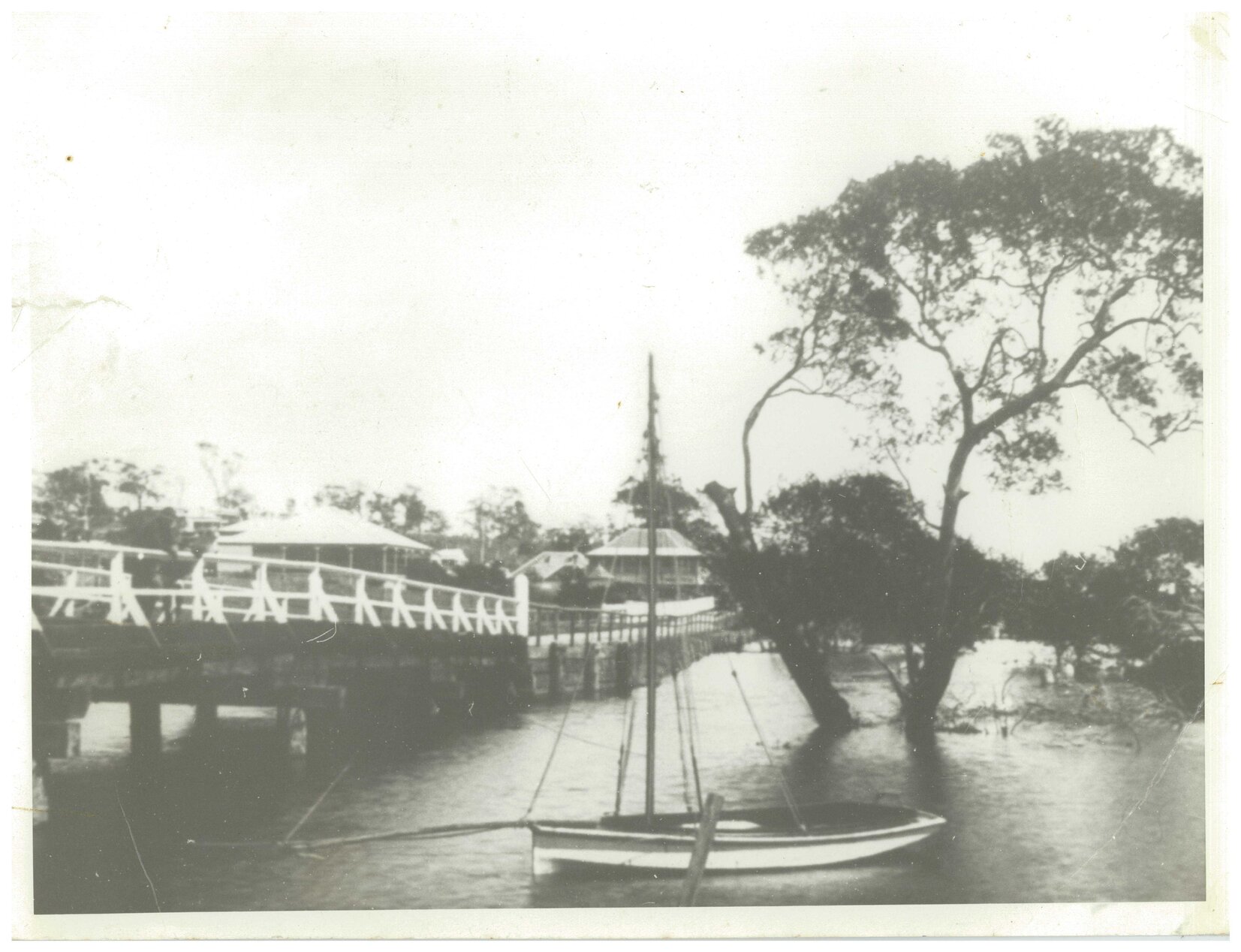Bridge over Wynnum Creek, 1900s