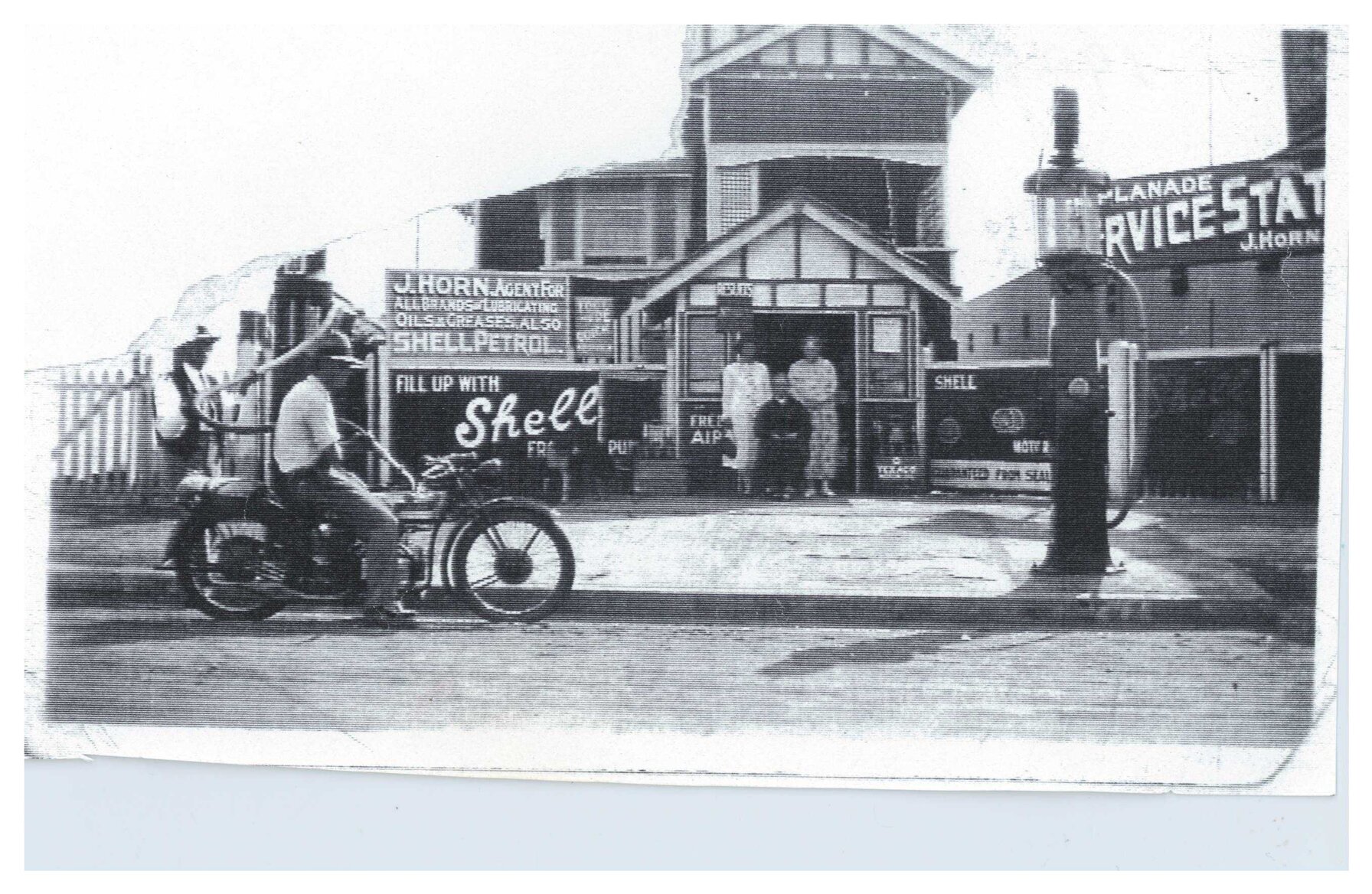 Service station on Wynnum Esplanade between Florence and Charlotte Street, Wynnum - 1928 to 1960s