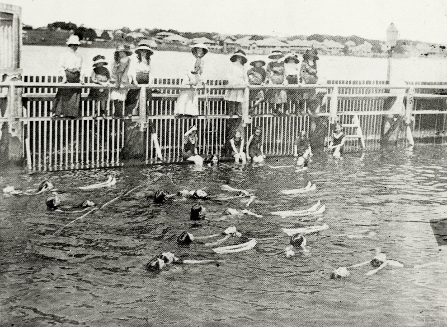 Practice in life saving methods and diving for pupils of Moreton Bay College, Wynnum - 1910