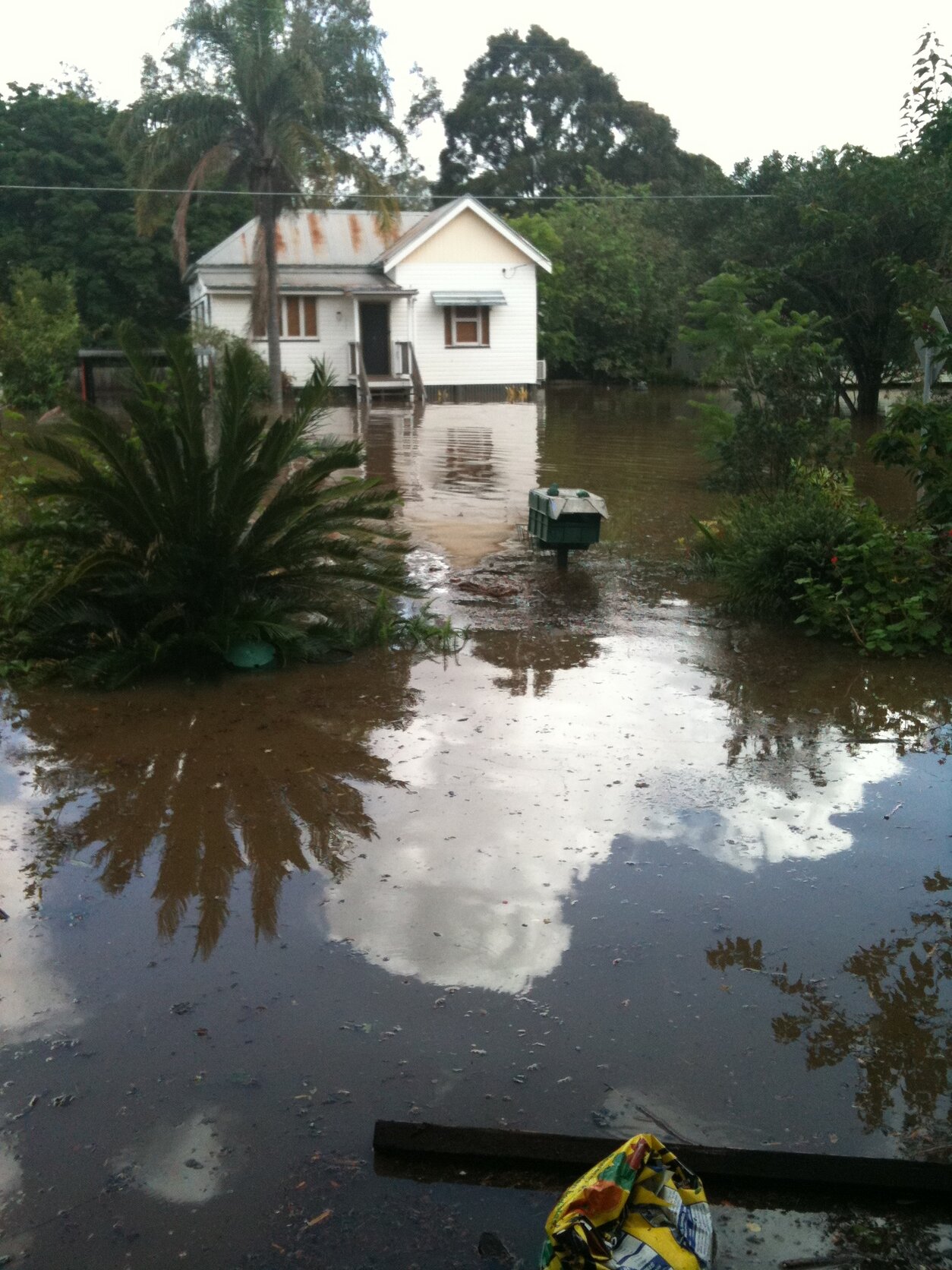 House above floodwaters on Gladstone Street, Oxley - 2011