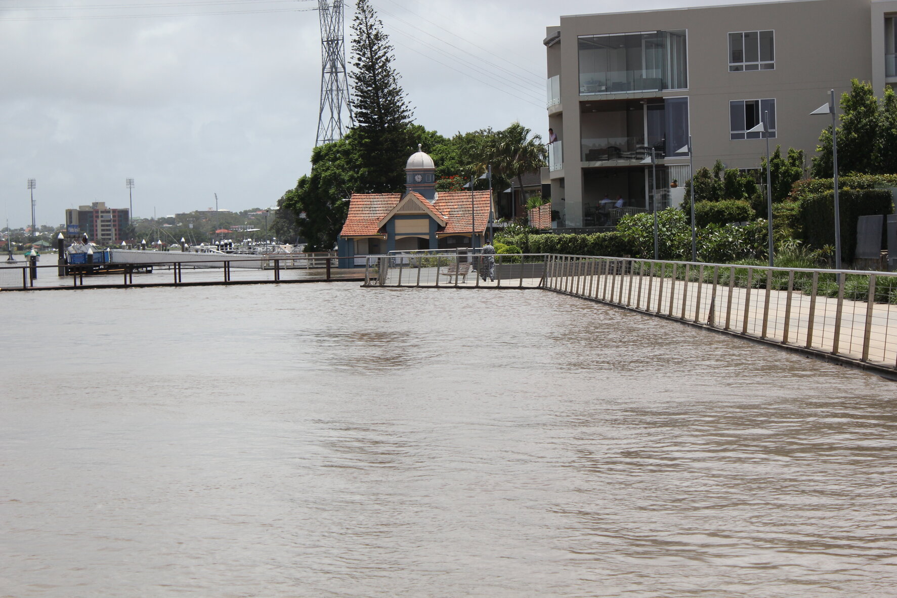 Bulimba ferry terminal during flood - 2011
