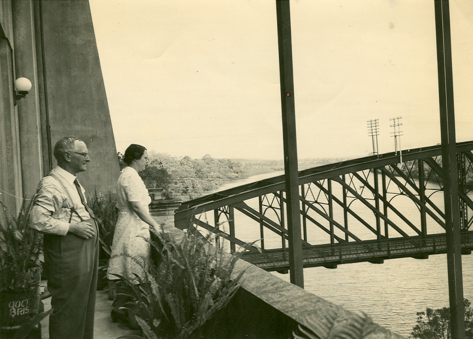 Morton and Rita Green overlooking the Walter Taylor Bridge