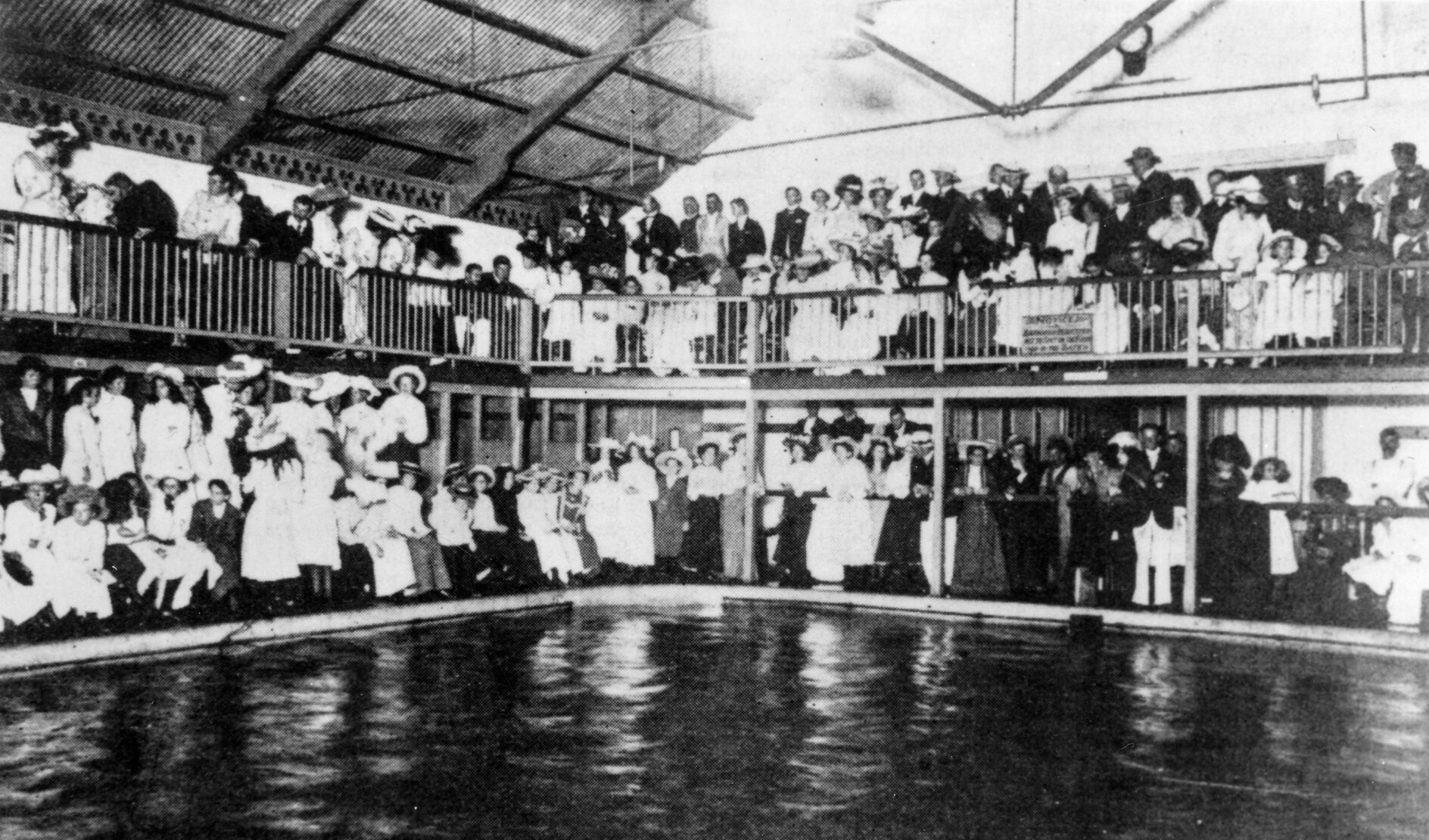 Interior of Booroobadin Baths