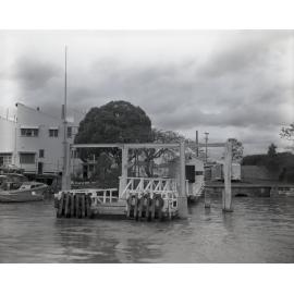 Merthyr Road Ferry Terminal - Teneriffe.
