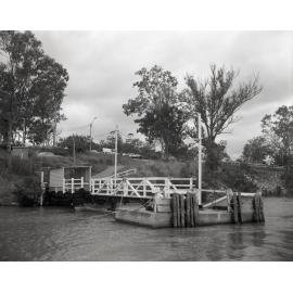 Dutton Park Ferry Terminal - 1978