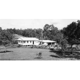 Houses in Mt Gravatt - 1964