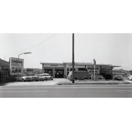 Shell Service Station - 1967