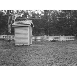 Outhouse - Mt Gravatt Backyard