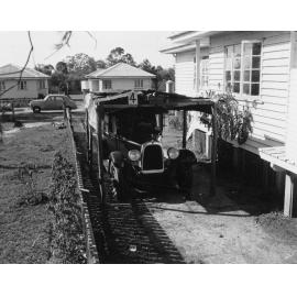 Vintage Car - Darra - 1955