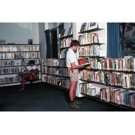 Mount Coot-tha Library - Interior View - 1985