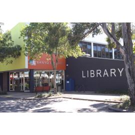 Banyo Library exterior c.2013