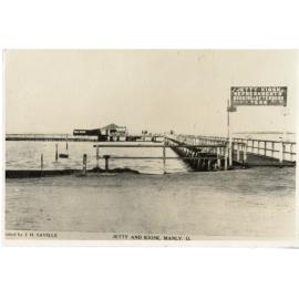 Jetty and kiosk, Manly - 1917