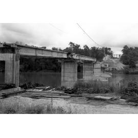 Centenary Bridge Construction - Jindalee - 1964