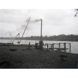 Laying pipes across the river from Davies Park, West End looking towards Auchenflower - 1917