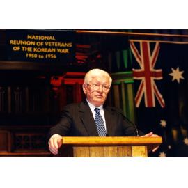 Lord Mayor Tim Quinn speaking at the national reunion of veterans of the Korean War in City Hall - 2003