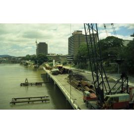 Riverside Expressway under construction, Brisbane City - 1974