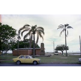 Public toilets and Walter Henry Barnes Memorial on Wynnum Esplanade - 1980