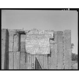 Graffiti protest sign, proposed Bulimba tip - 1953