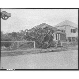 Excavator tipped over into pit, Nundah - 1959