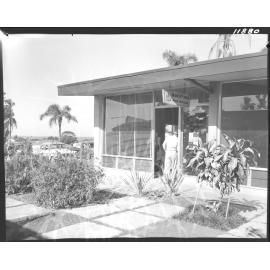 Brisbane City Council administration office, Wynnum - 1959